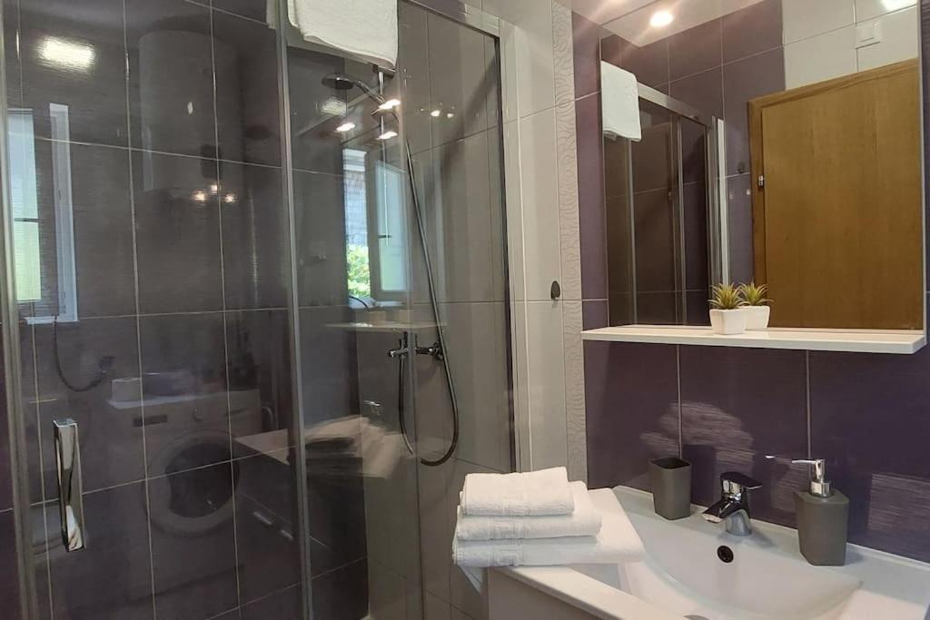 Apartman Infinity, Free Parking Дубровник Экстерьер фото